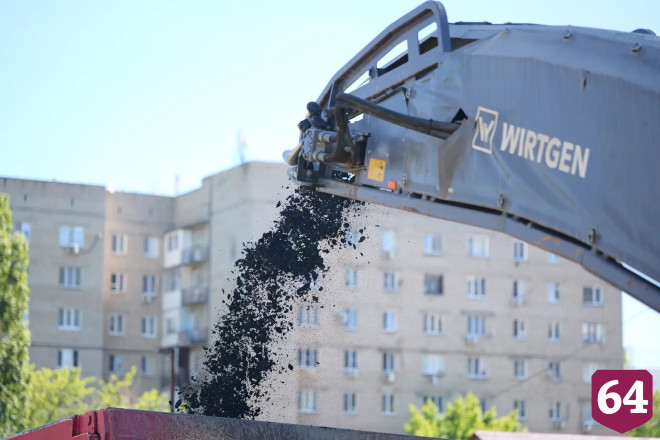 В Саратове за счет допфинансирования из областного бюджета ремонтируют 10 дорог